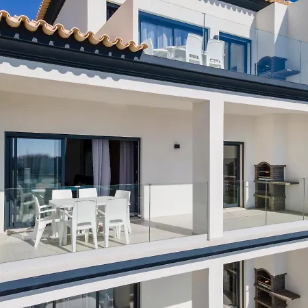 Correeira Luxury Residence T2 F - Albufeira, Pools, Wifi, Bbq, Beach شقة