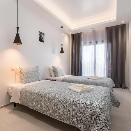 Apartment Correeira Luxury Residence T2 F - Albufeira, Pools, Wifi, Bbq, Beach Albufeira